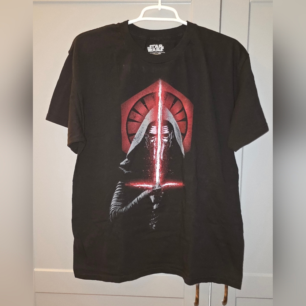 Star Wars Kylo Ren T-Shirt ~ Adult Large